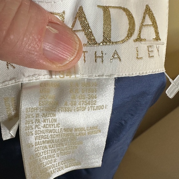 Escada Designer tweed blazer with denim accents size 34 - Picture 15 of 16